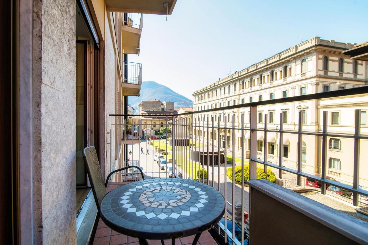 شقة Piazza Roma - The House Of Travelers كومو المظهر الخارجي الصورة